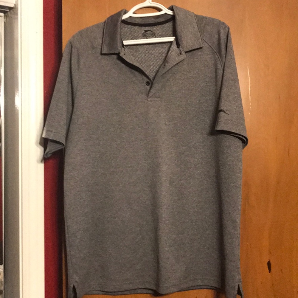 Mans golf shirt